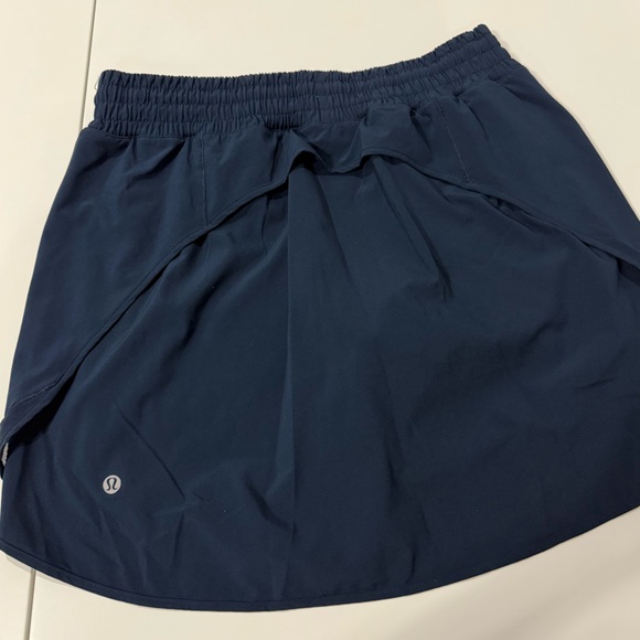 Lululemon Hotty Hot High-Rise Skirt *Long Size 10 - Picture 7 of 8